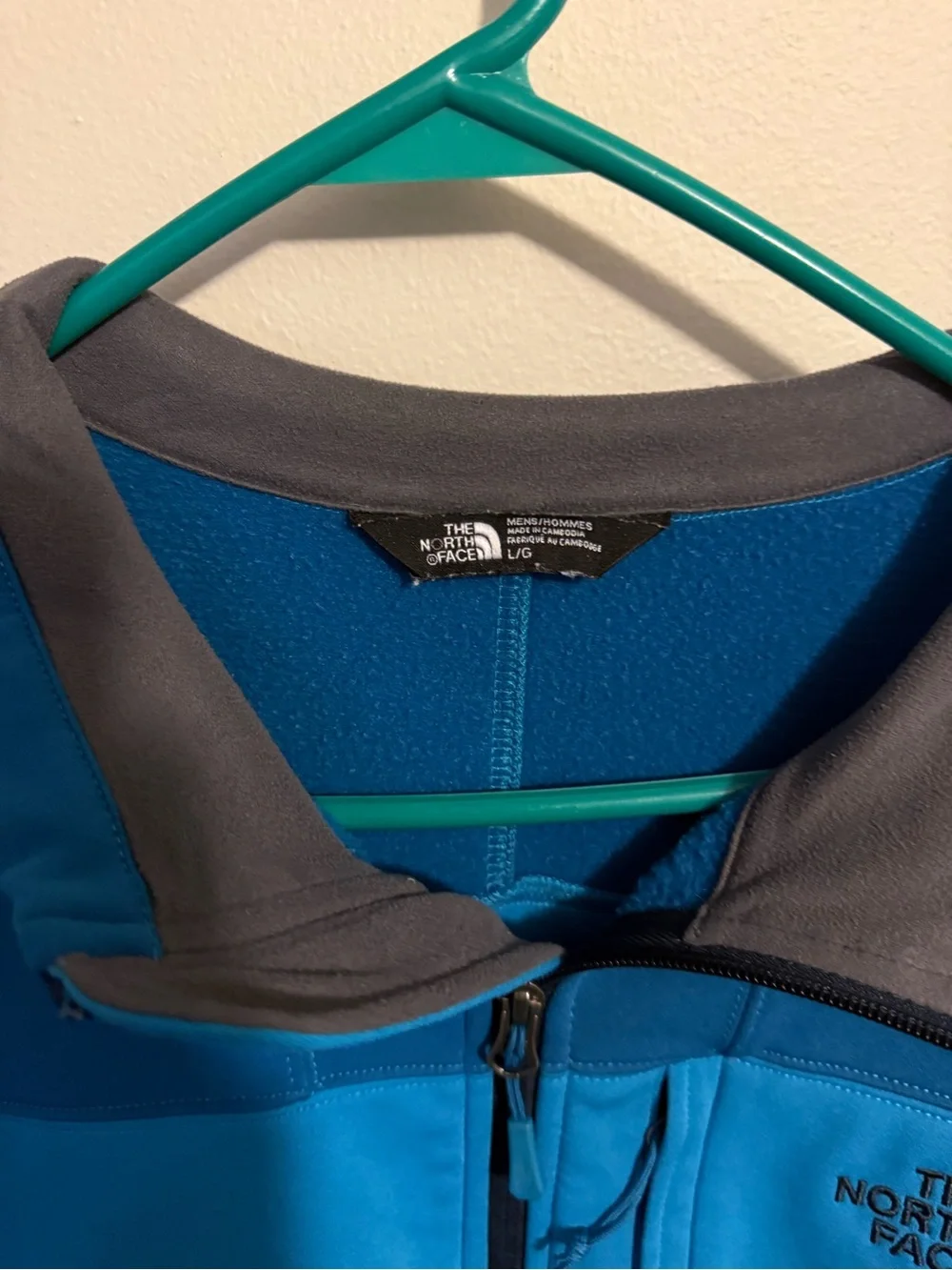 The North Face Men’s Two-Tone Blue Full-Zip Fleece Jacket